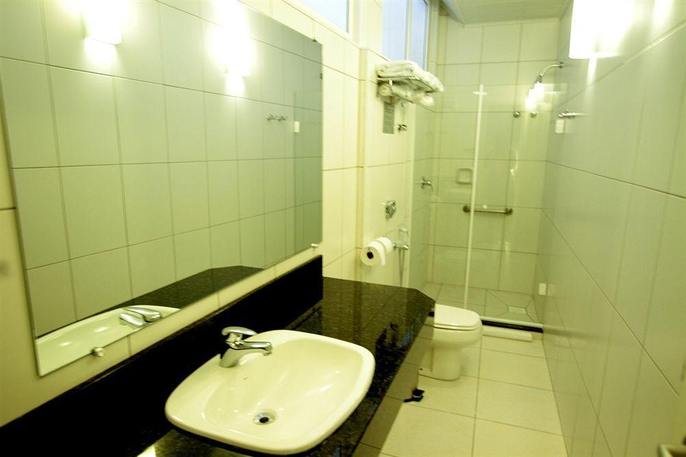 Hotel Confiance Soho Batel Curitiba Extérieur photo